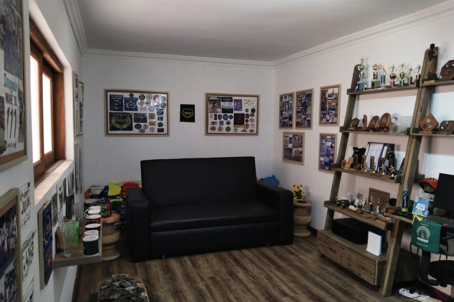 2 Bedroom Property for Sale in Mount Amanzi North West